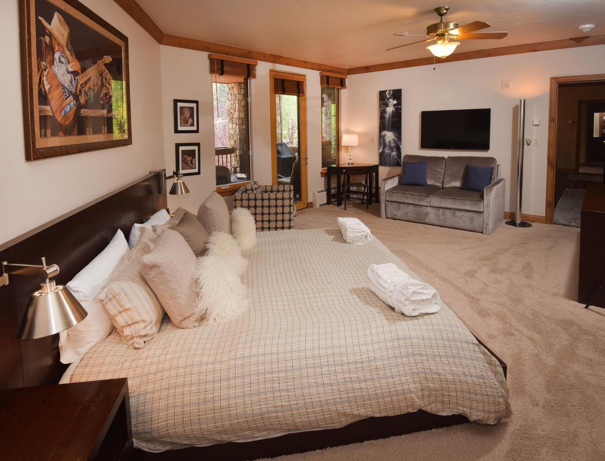 Elkhorn Lodge Avon Bagian luar foto
