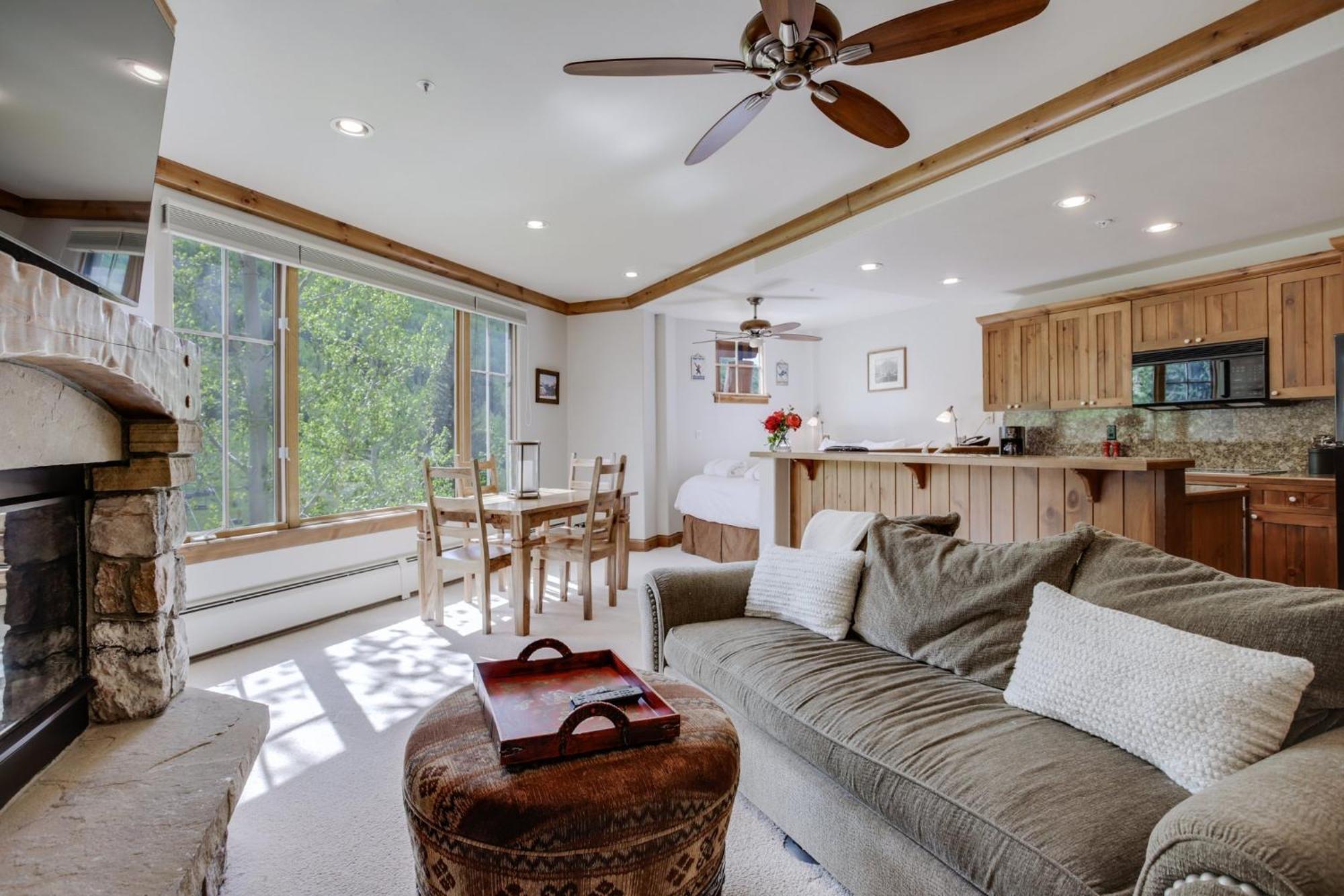 Elkhorn Lodge Avon Bagian luar foto